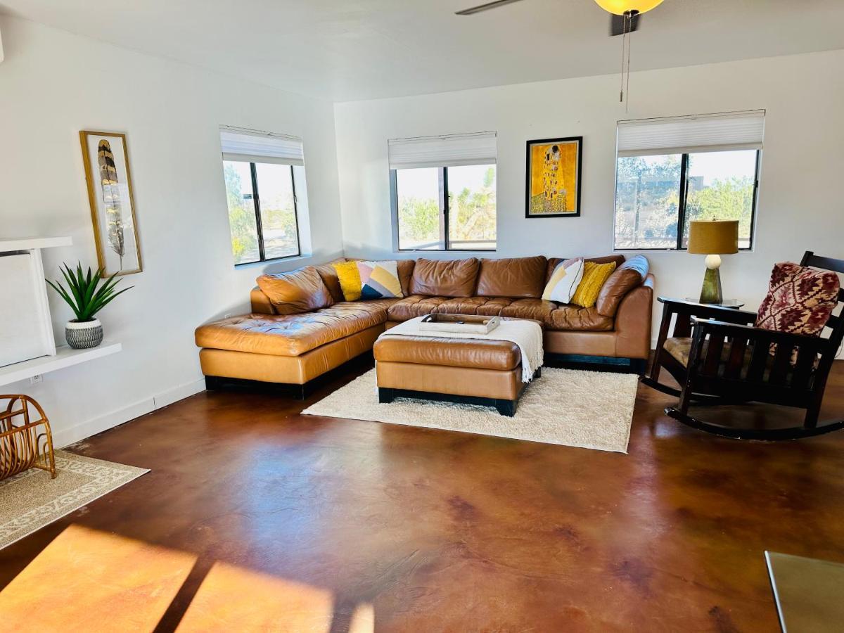 Ravens Nest Ranch, Fire Pit , Views, Near Jt Park! Villa Joshua Tree Exterior photo