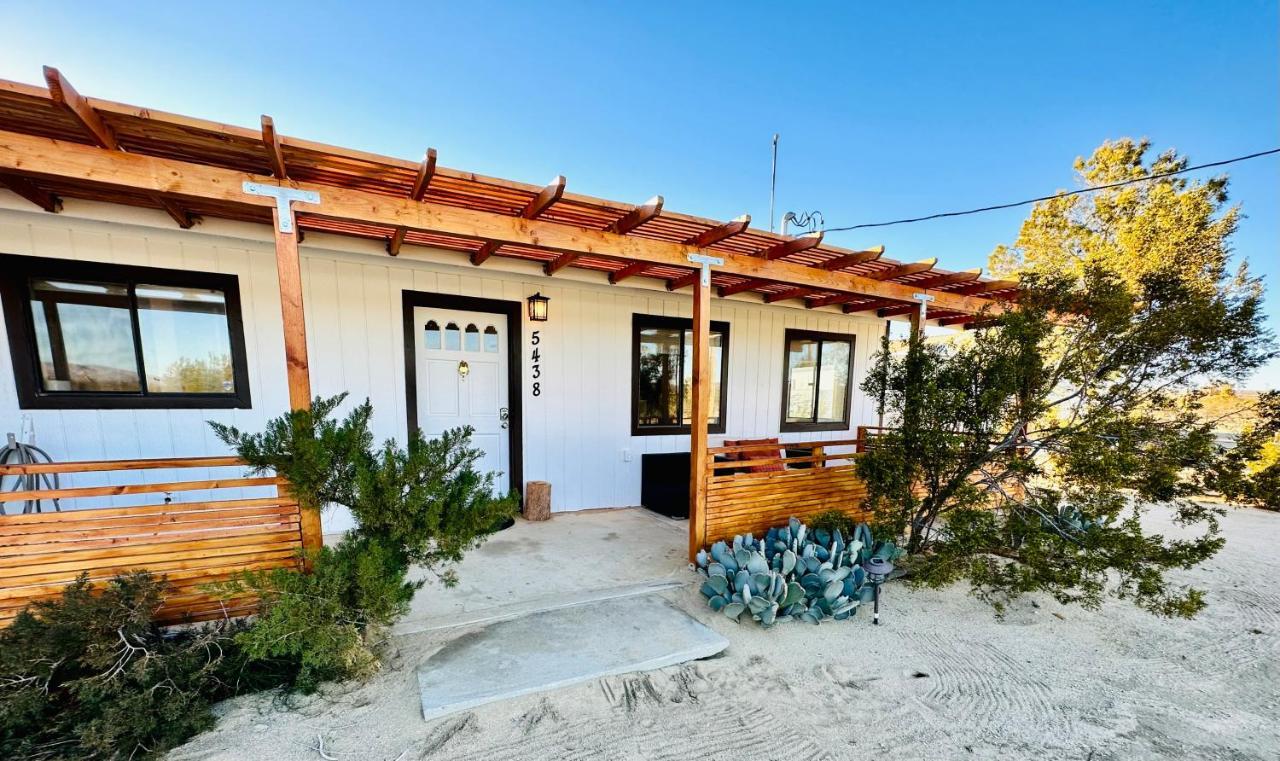 Ravens Nest Ranch, Fire Pit , Views, Near Jt Park! Villa Joshua Tree Exterior photo