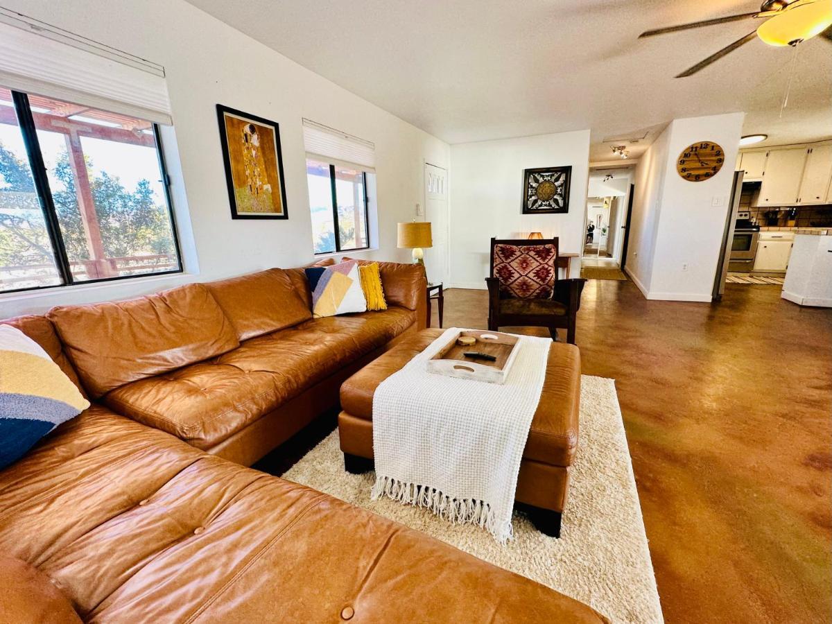 Ravens Nest Ranch, Fire Pit , Views, Near Jt Park! Villa Joshua Tree Exterior photo
