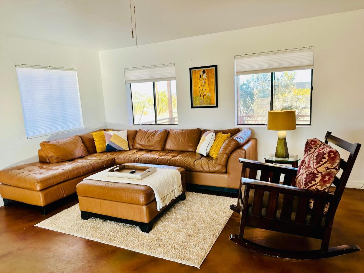 Ravens Nest Ranch, Fire Pit , Views, Near Jt Park! Villa Joshua Tree Exterior photo